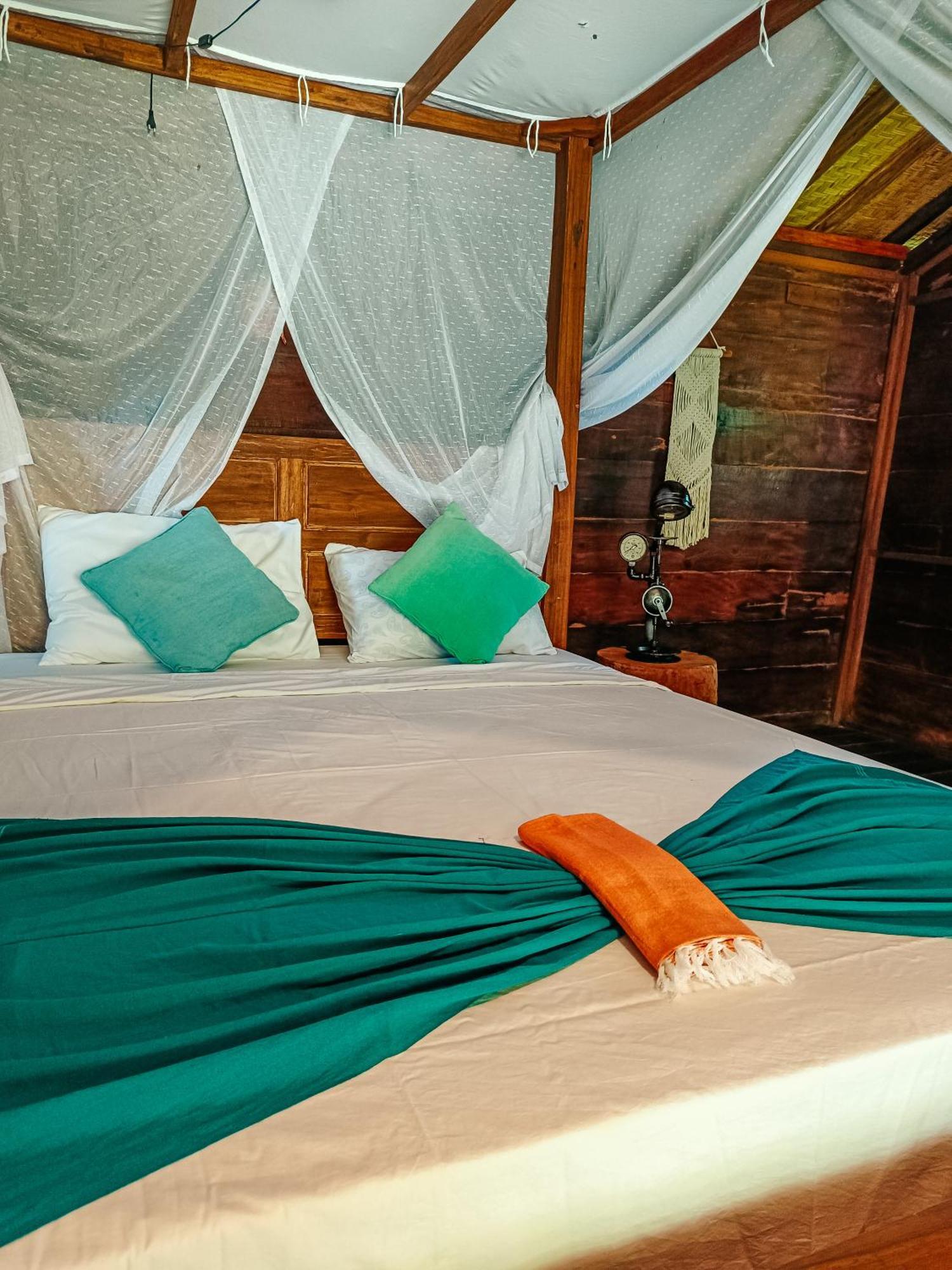 Alaya Ecolodge Pemuteran Eksteriør billede