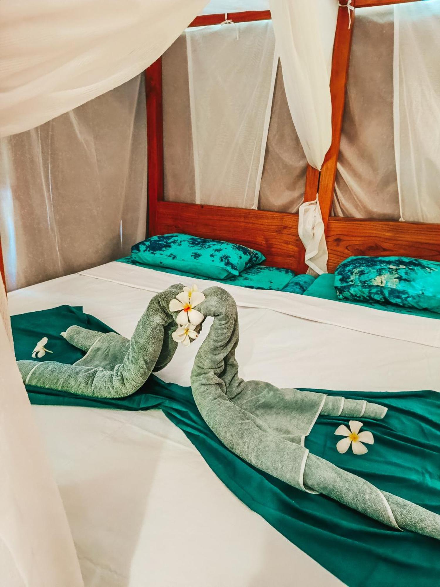 Alaya Ecolodge Pemuteran Eksteriør billede